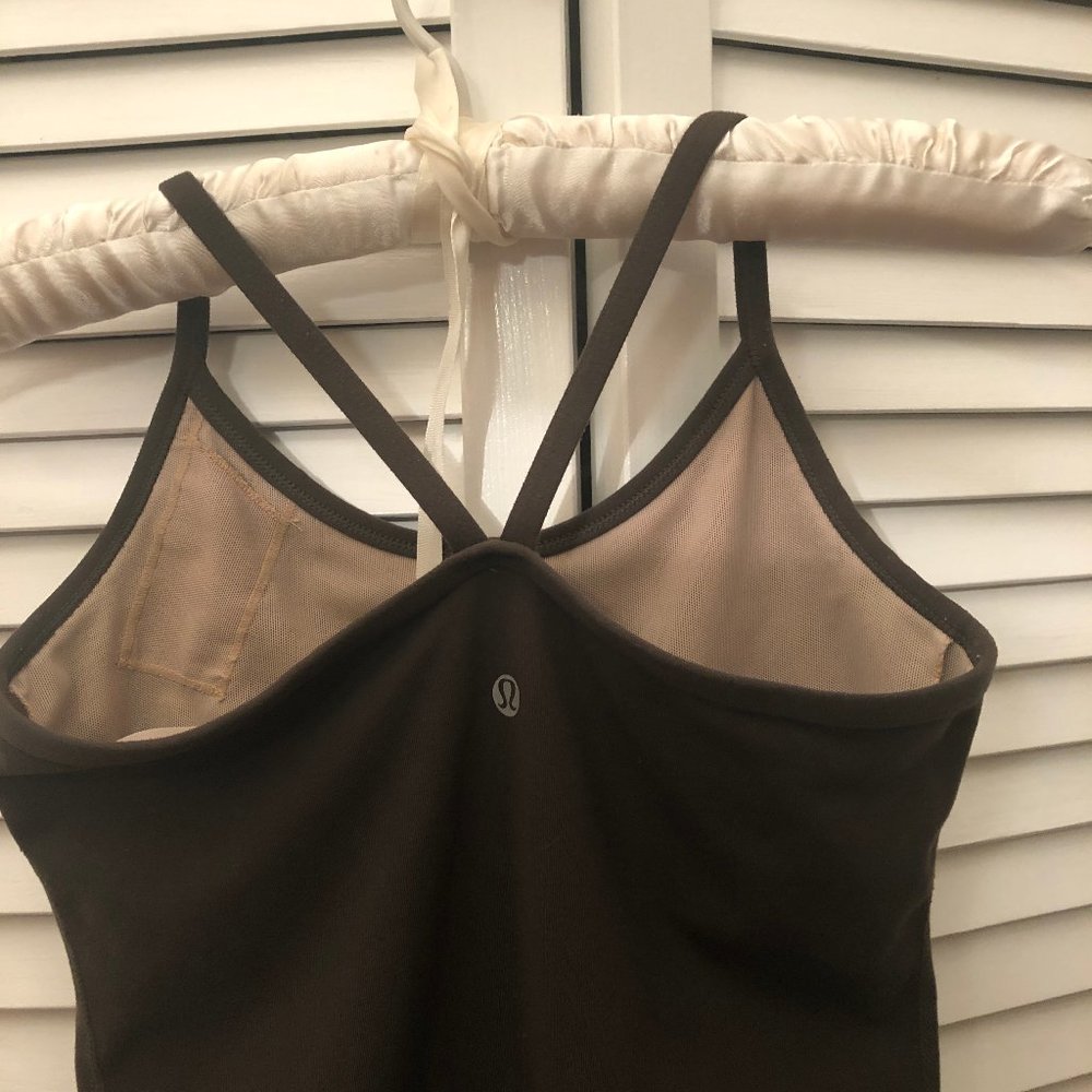 LuluLemon women yoga brown top, 6 - Picture 7 of 7
